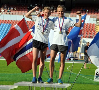 Ni medaljer i Världsungdomsspelen